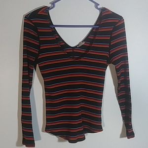 Vneck long sleeve shirt